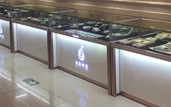 【客戶(hù)反饋】佰辰珠寶-新疆和田玉石展示柜珠寶翡翠柜臺(tái)