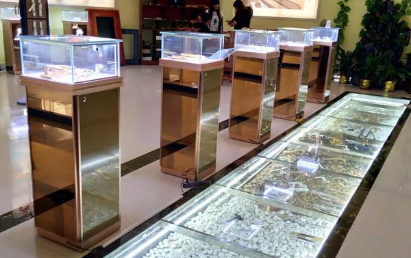 小飾品展示柜價(jià)格誰(shuí)知道?