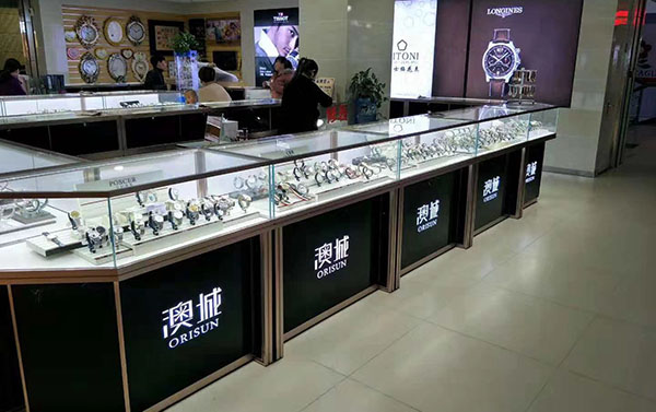 玻璃收銀臺(tái)