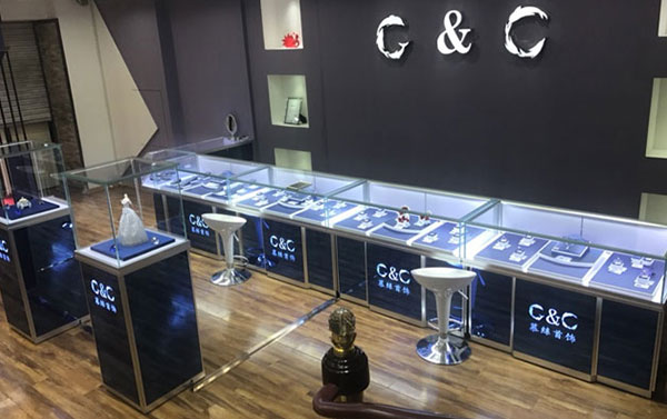 高檔珠寶展柜現(xiàn)貨能夠盡快發(fā)貨嗎？